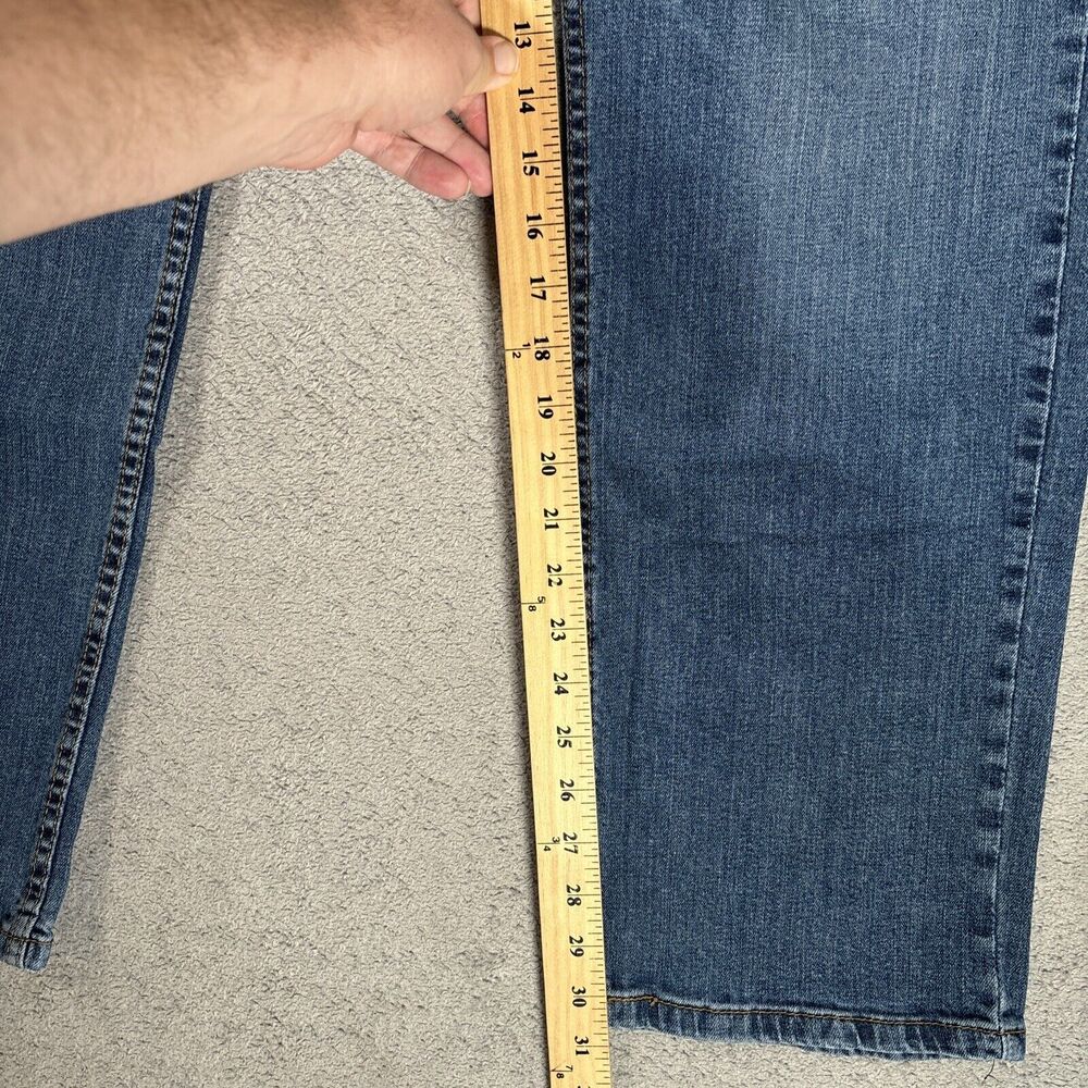 Levi’s Jeans 559 Relaxed‎ Straight Leg Size 40x30 Mid Rise Medium Wash - Picture 4 of 10